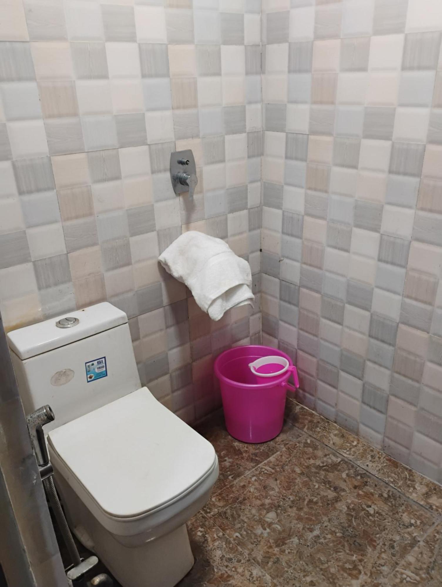 Shree Ji Hotell Greater Noida Exteriör bild